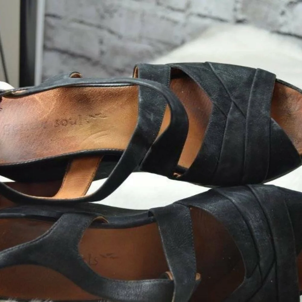 Gentle Souls June Flower Black Nubuck Sandals